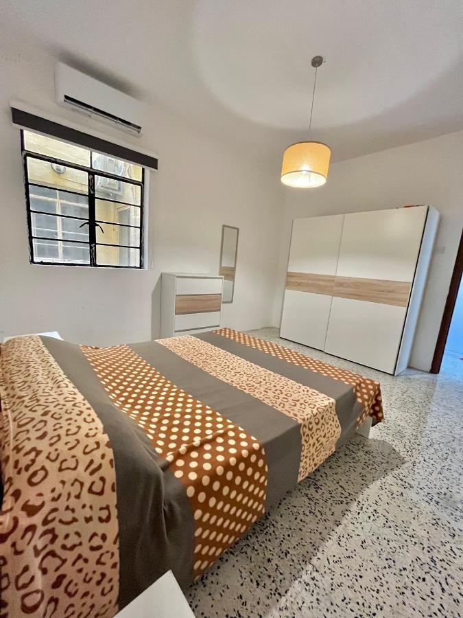 Camag Apartment - Very Close To Airport Birżebbuġa Εξωτερικό φωτογραφία